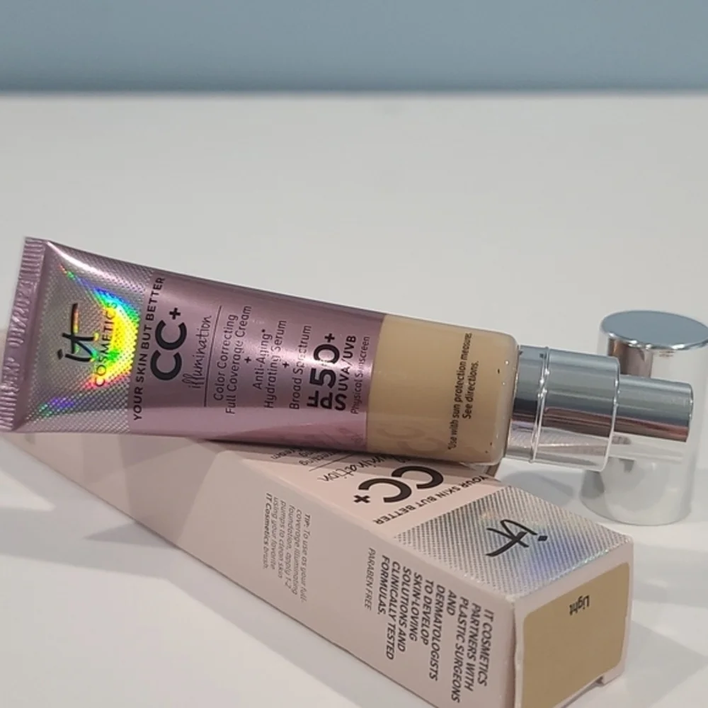 1/2 PRICE ✅ It Cosmetics CC+ Illumination SPF 50+ Anti-Aging ✨Exp 2026 NIB